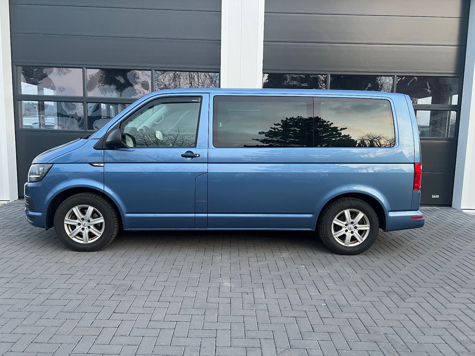 Volkswagen T6 Multivan Generation Six Standheizung PDC TOP foto 9