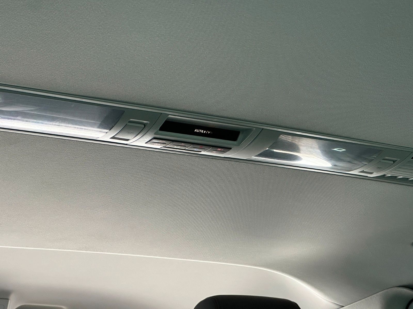 Volkswagen T6 Multivan 2.0TDI GEN SIX LED ACC STANDH. RFK foto 23