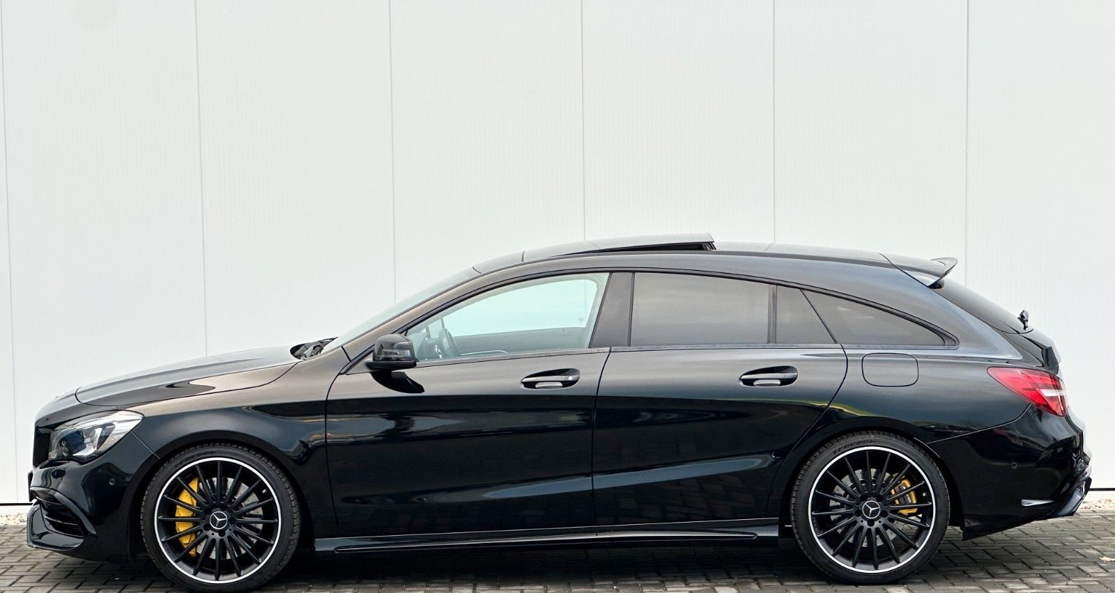 Mercedes-Benz CLA 45 AMG Shooting Brake LED PANO HK SPORT AGA foto 6