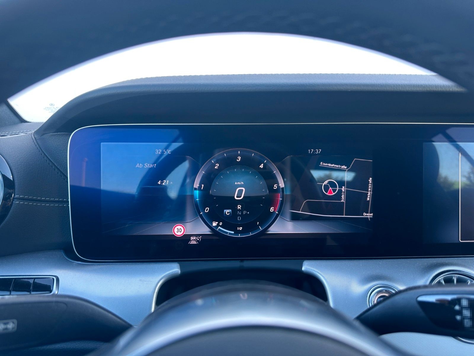 Mercedes-Benz E 400 d Coupe 4Matic AMG-LINE*DISTR*PANO*KEYLESS foto 15