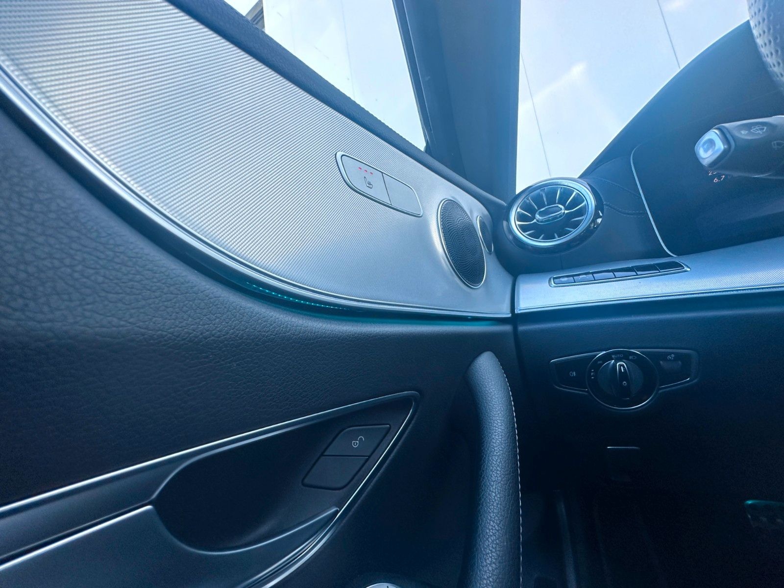 Mercedes-Benz E 400 d Coupe 4Matic AMG-LINE*DISTR*PANO*KEYLESS foto 25