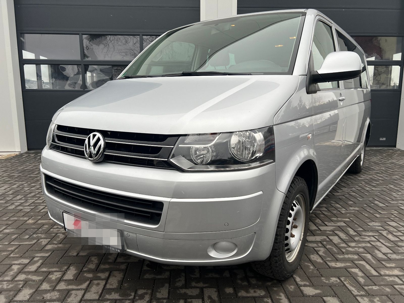 Volkswagen T5 Caravelle Comf. lang 9 Sitzer DSG PDC SH Temp foto 2
