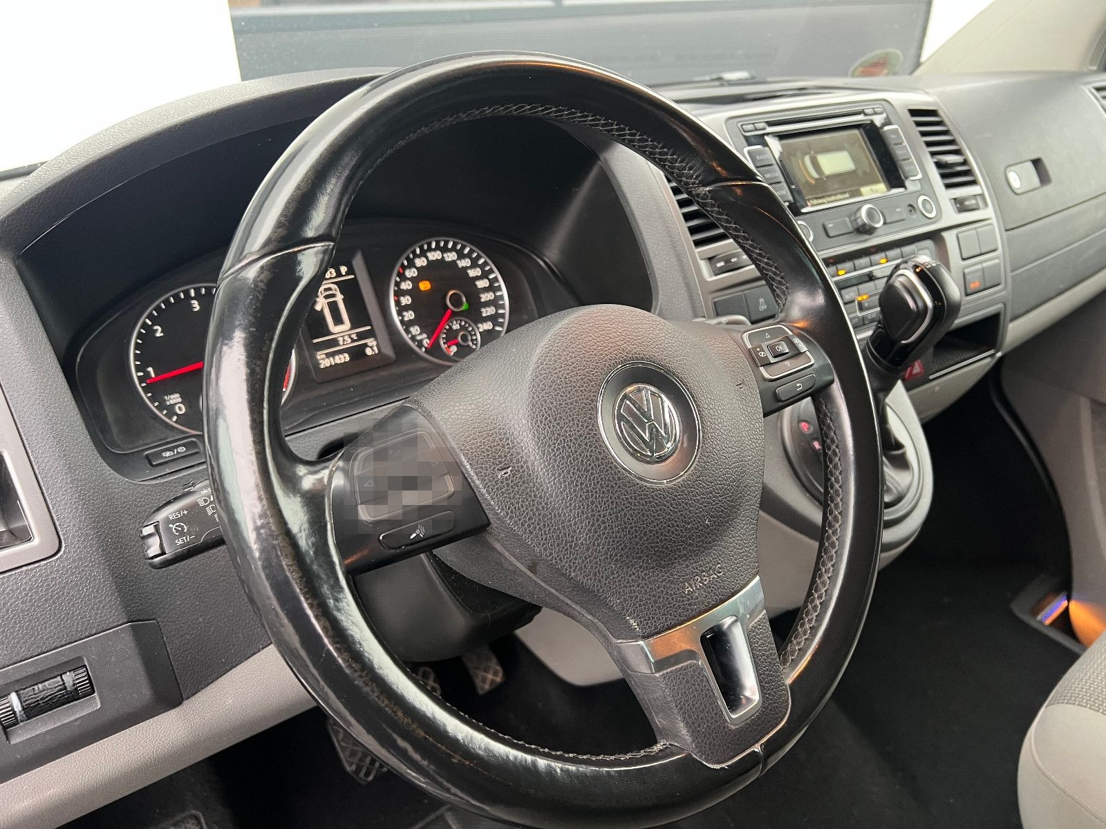 Volkswagen T5 Caravelle Comf. lang 9 Sitzer DSG PDC SH Temp foto 20