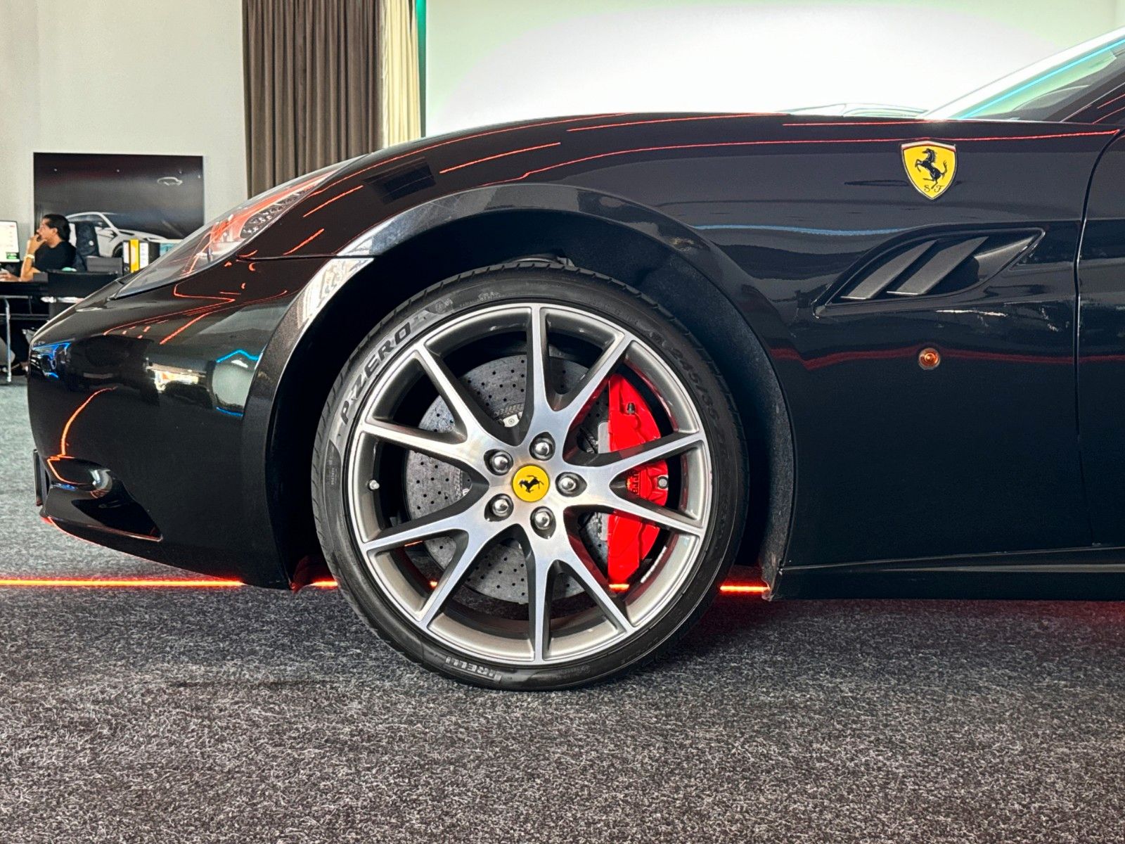 Ferrari CARBON/DAYTONA/SCUDERIA/AFS/20 foto 8