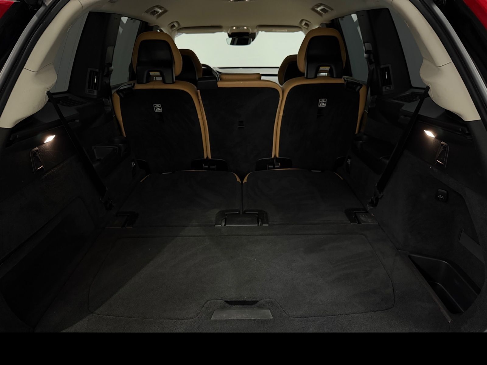 Volvo XC 90 2.0 D5 MOMENTUM AWD/KAMERA/LED/7-SITZER/ foto 19