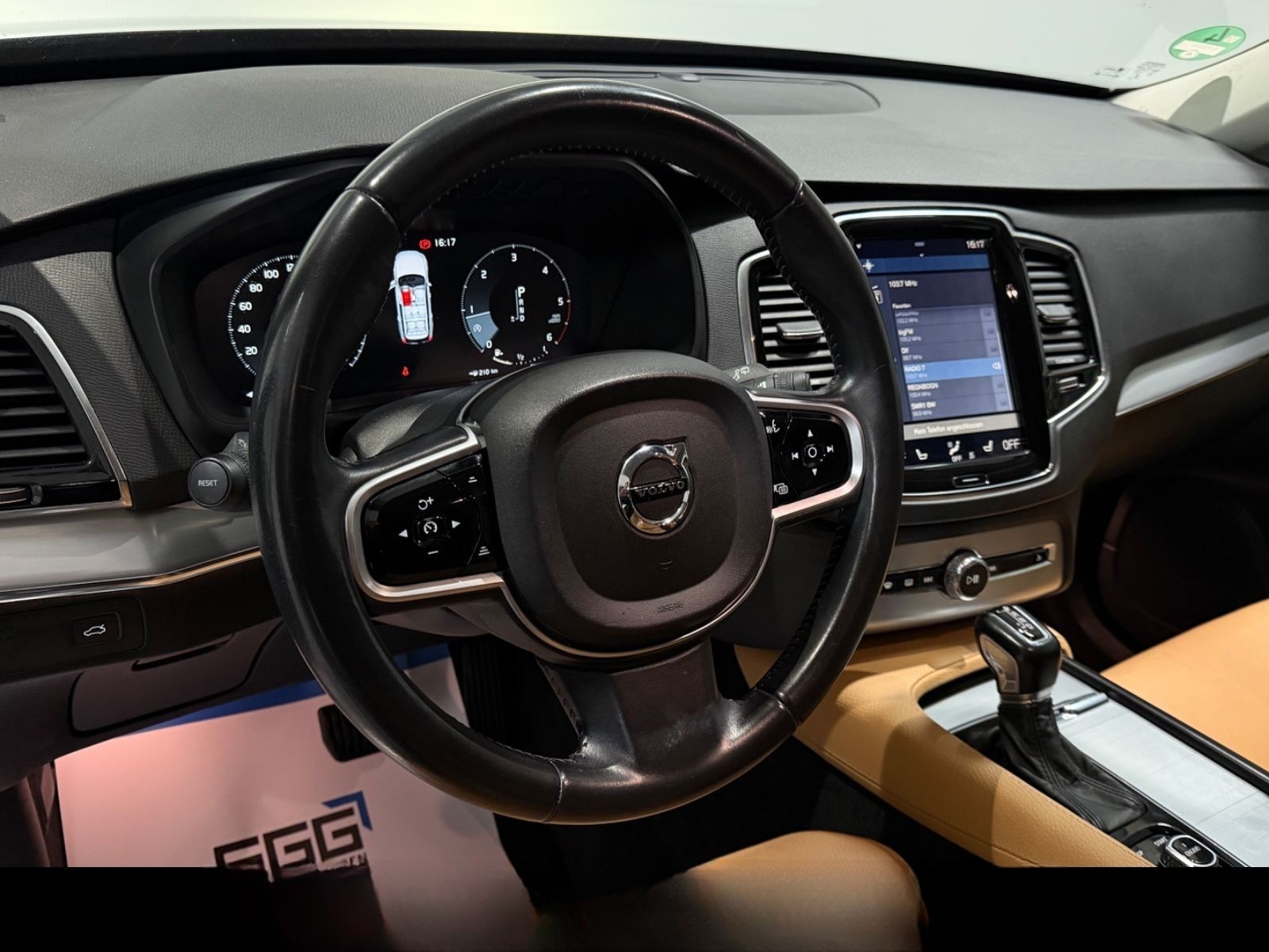 Volvo XC 90 2.0 D5 MOMENTUM AWD/KAMERA/LED/7-SITZER/ foto 10