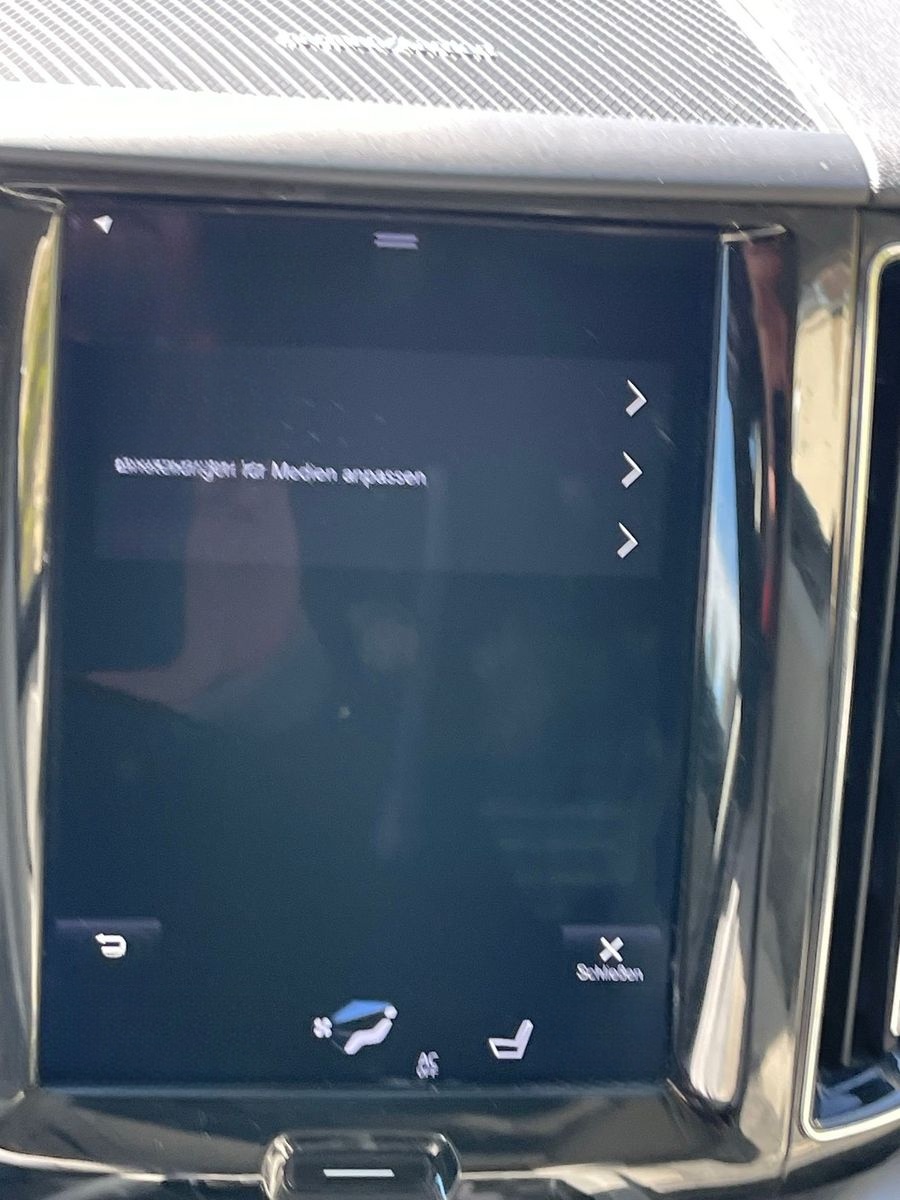 Volvo XC60 Momentum 2WD/TempomatLED/Bluetooth/Navi/Kam foto 18