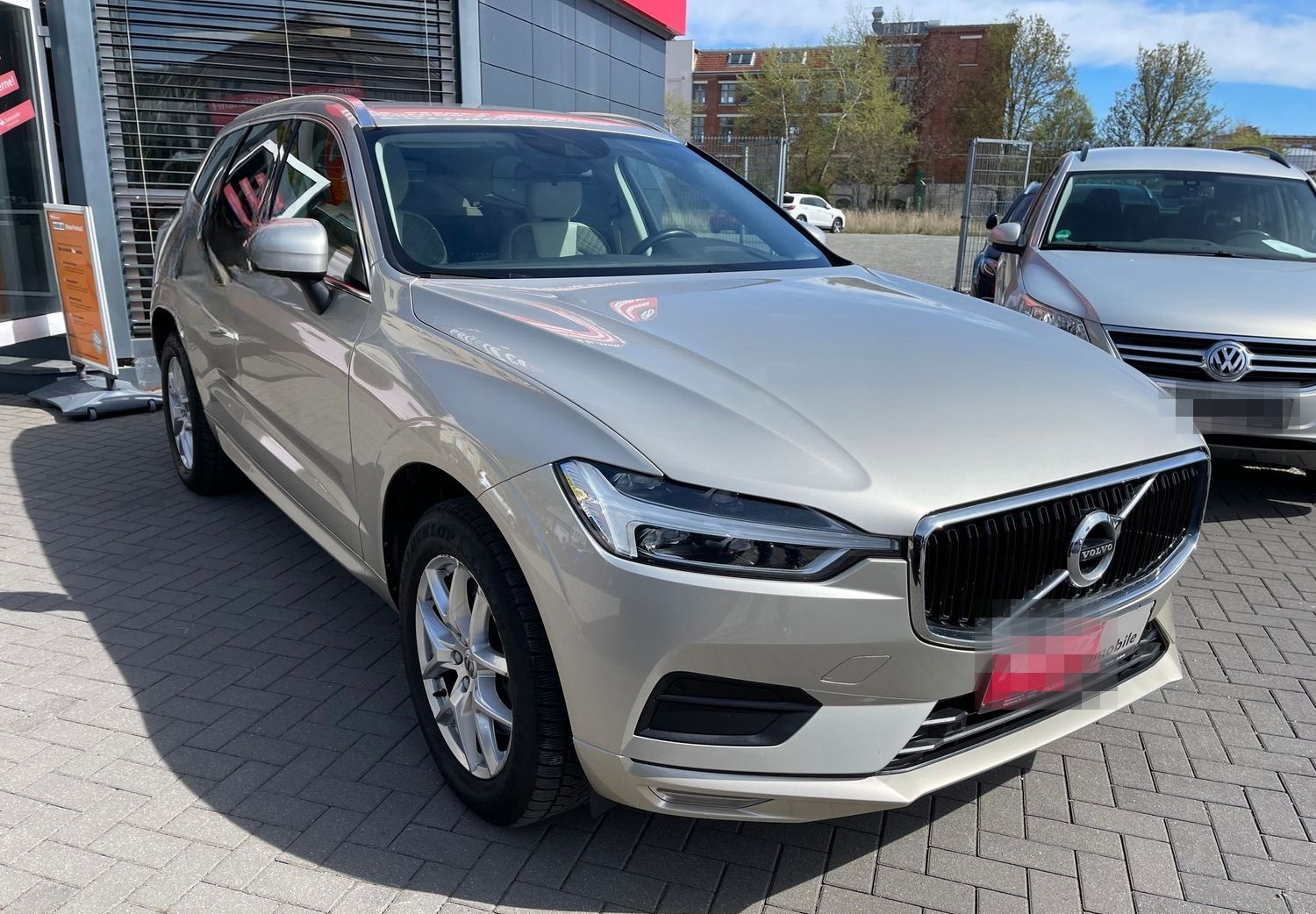 Volvo XC60 Momentum 2WD/TempomatLED/Bluetooth/Navi/Kam foto 3