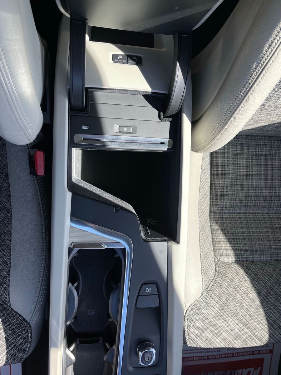 Volvo XC60 Momentum 2WD/TempomatLED/Bluetooth/Navi/Kam foto 23