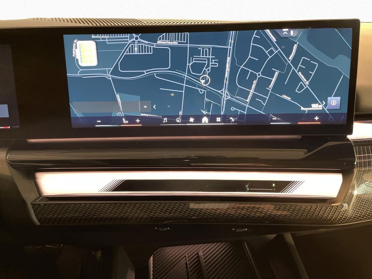 BMW 520d Sportpaket Bluetooth HUD Navi LED Klima PDC foto 14