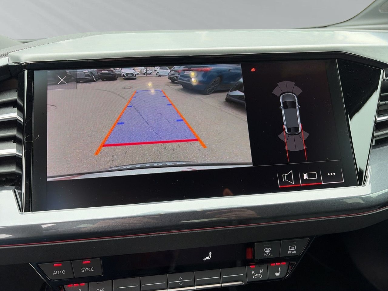 Audi Q4 Spb. e-tron 50 quattro S line ACC Matrix foto 13