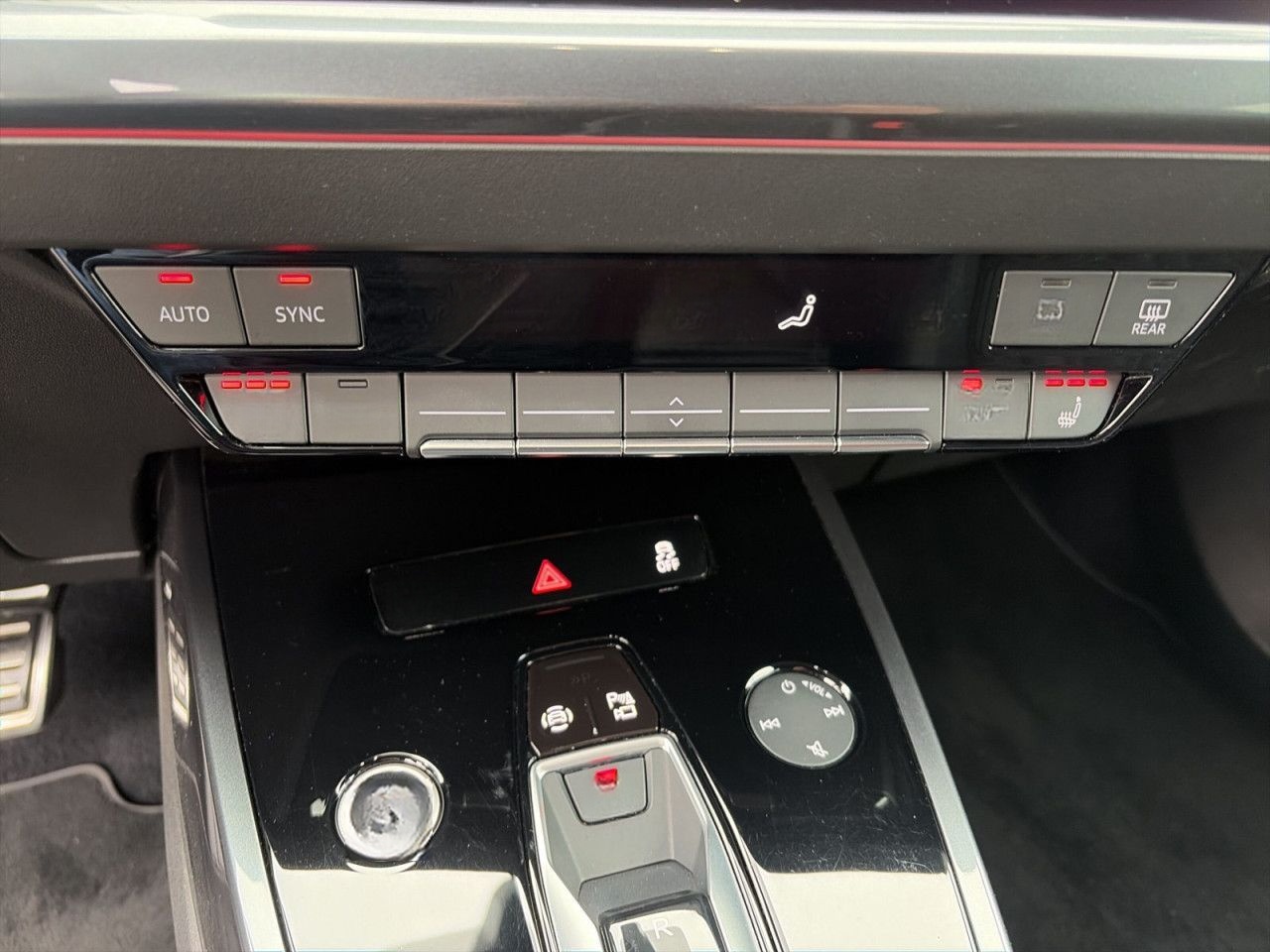 Audi Q4 Spb. e-tron 50 quattro S line ACC Matrix foto 14