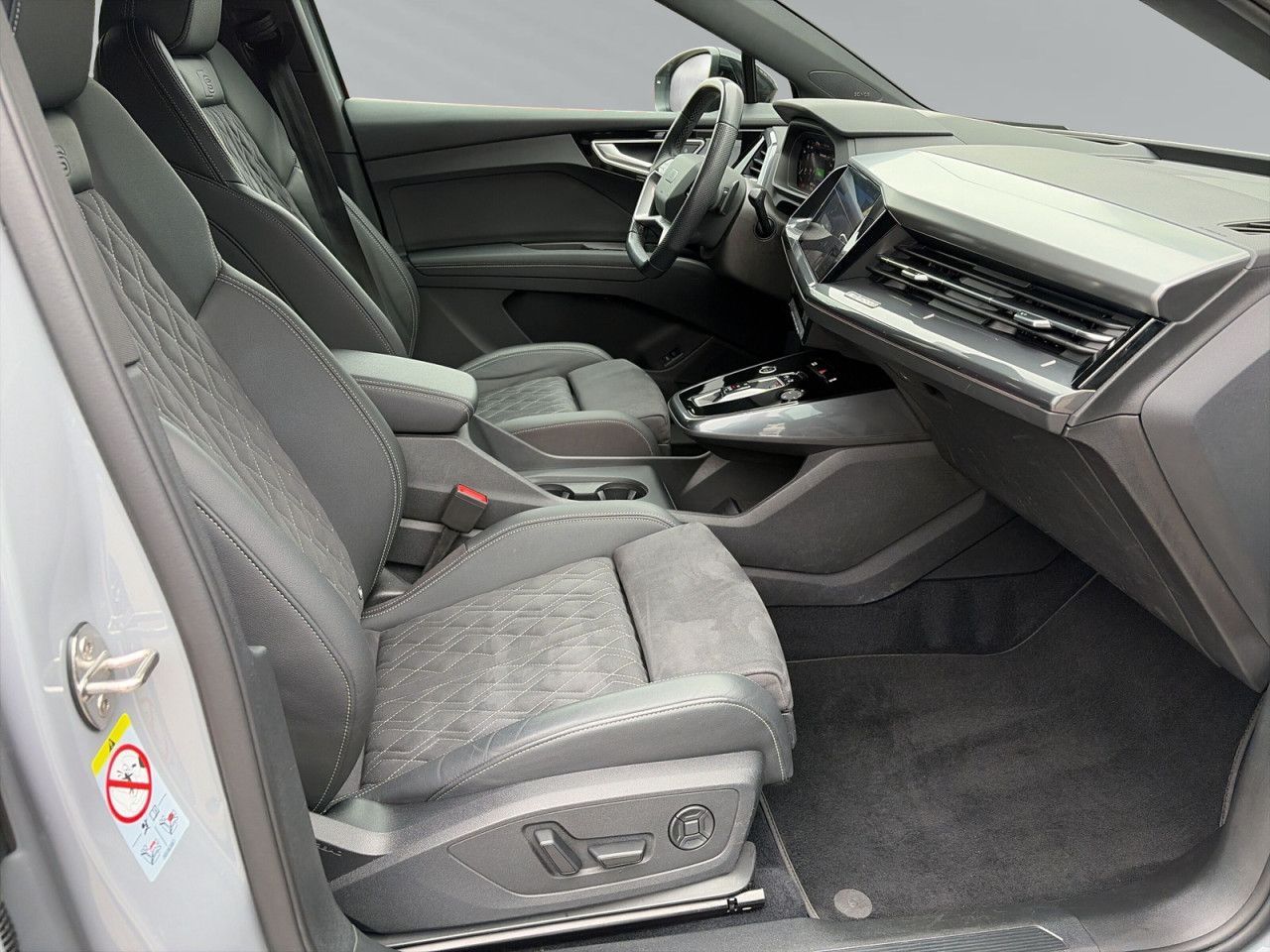Audi Q4 Spb. e-tron 50 quattro S line ACC Matrix foto 9