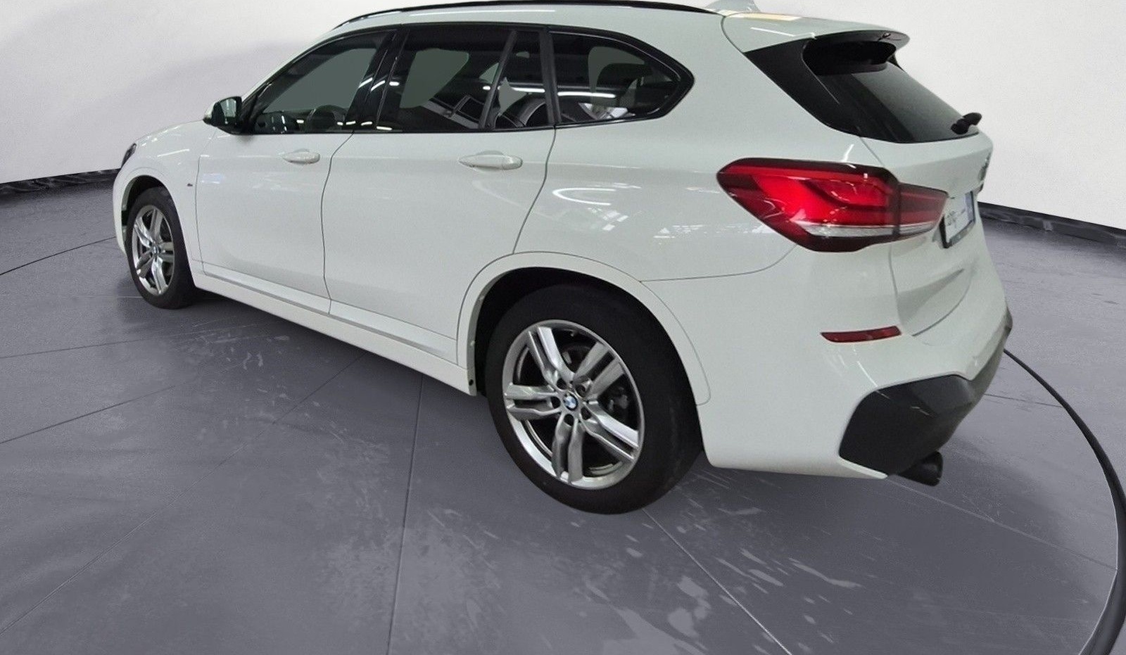 BMW X1 sDrive18i M Sport Klimaautomatik Sportsitze A foto 4