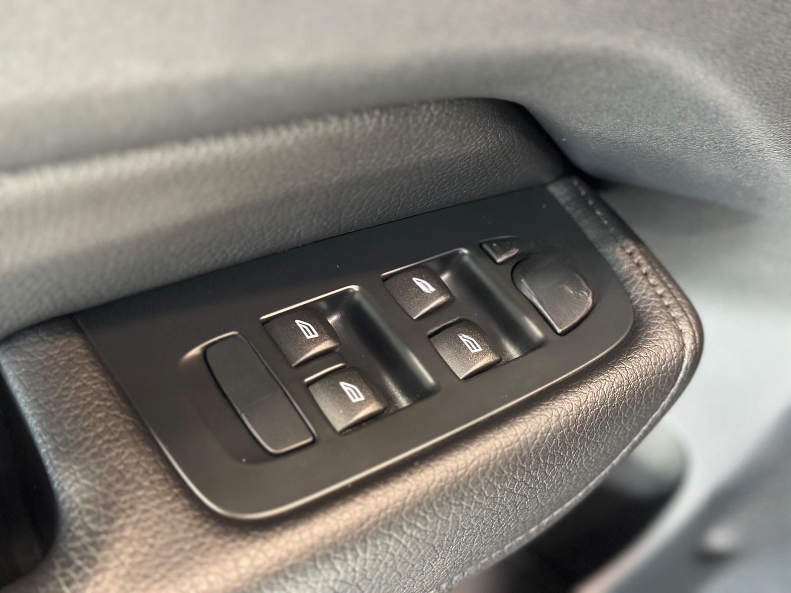 Volvo XC60 B4 D Inscription Geartronic 1.HA/R-CAM/19LM foto 15