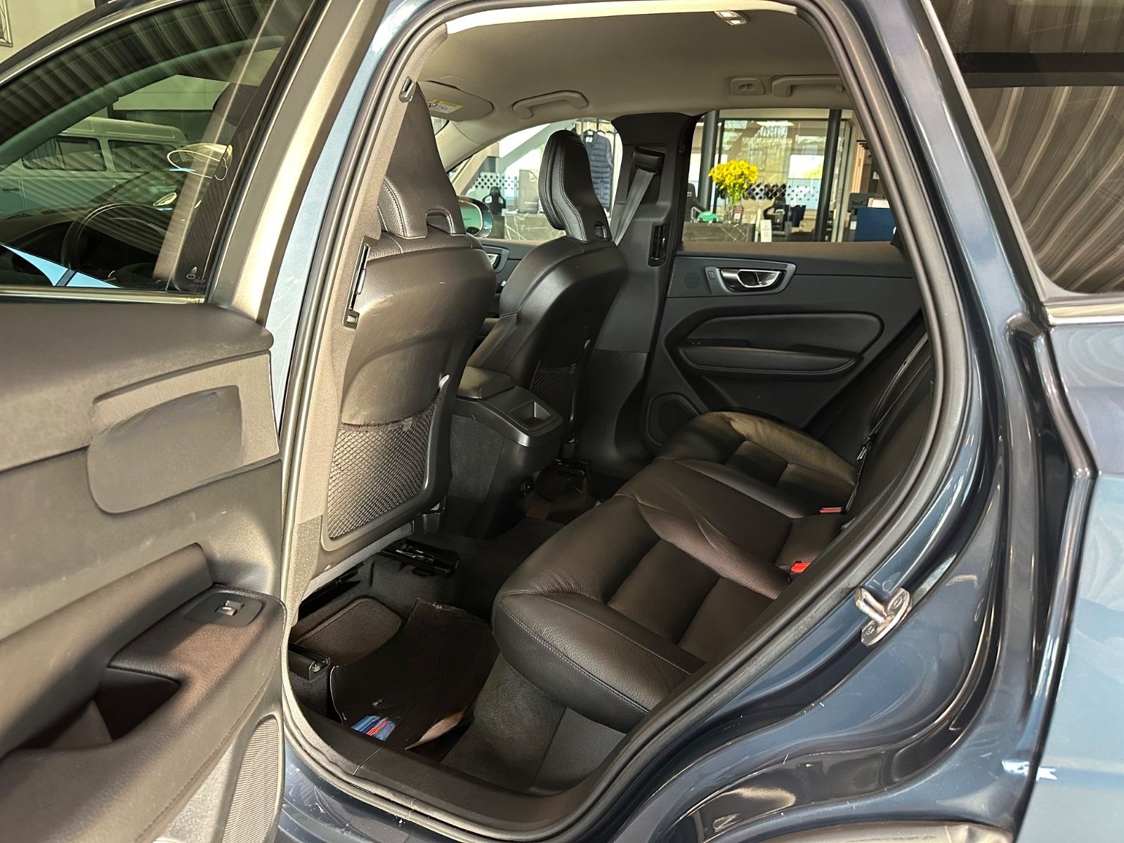 Volvo XC60 B4 D Inscription Geartronic 1.HA/R-CAM/19LM foto 19