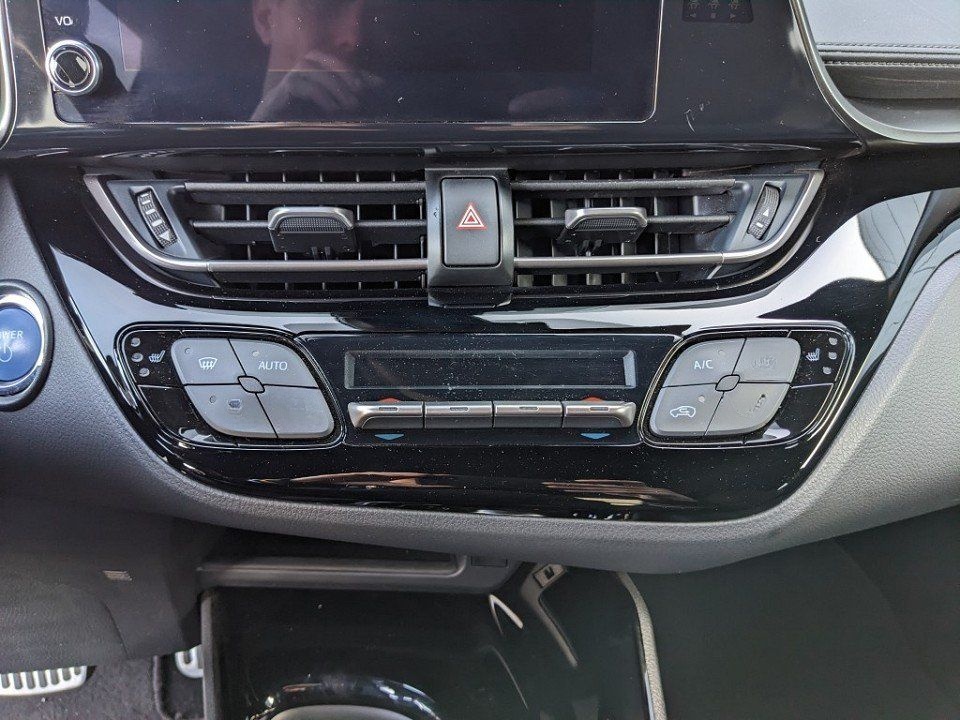 Toyota C-HR 2.0l Hybrid Team D Bi-LED Kamera foto 15