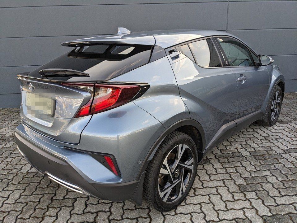 Toyota C-HR 2.0l Hybrid Team D Bi-LED Kamera foto 6