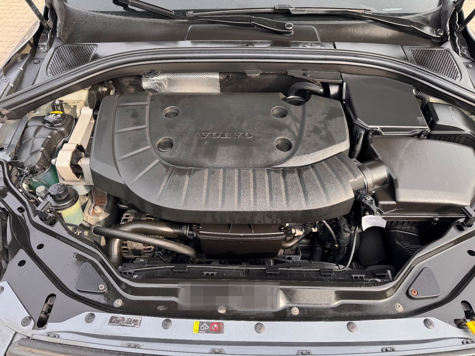 Volvo XC60 Momentum Leder Navi AWD Kamera foto 20