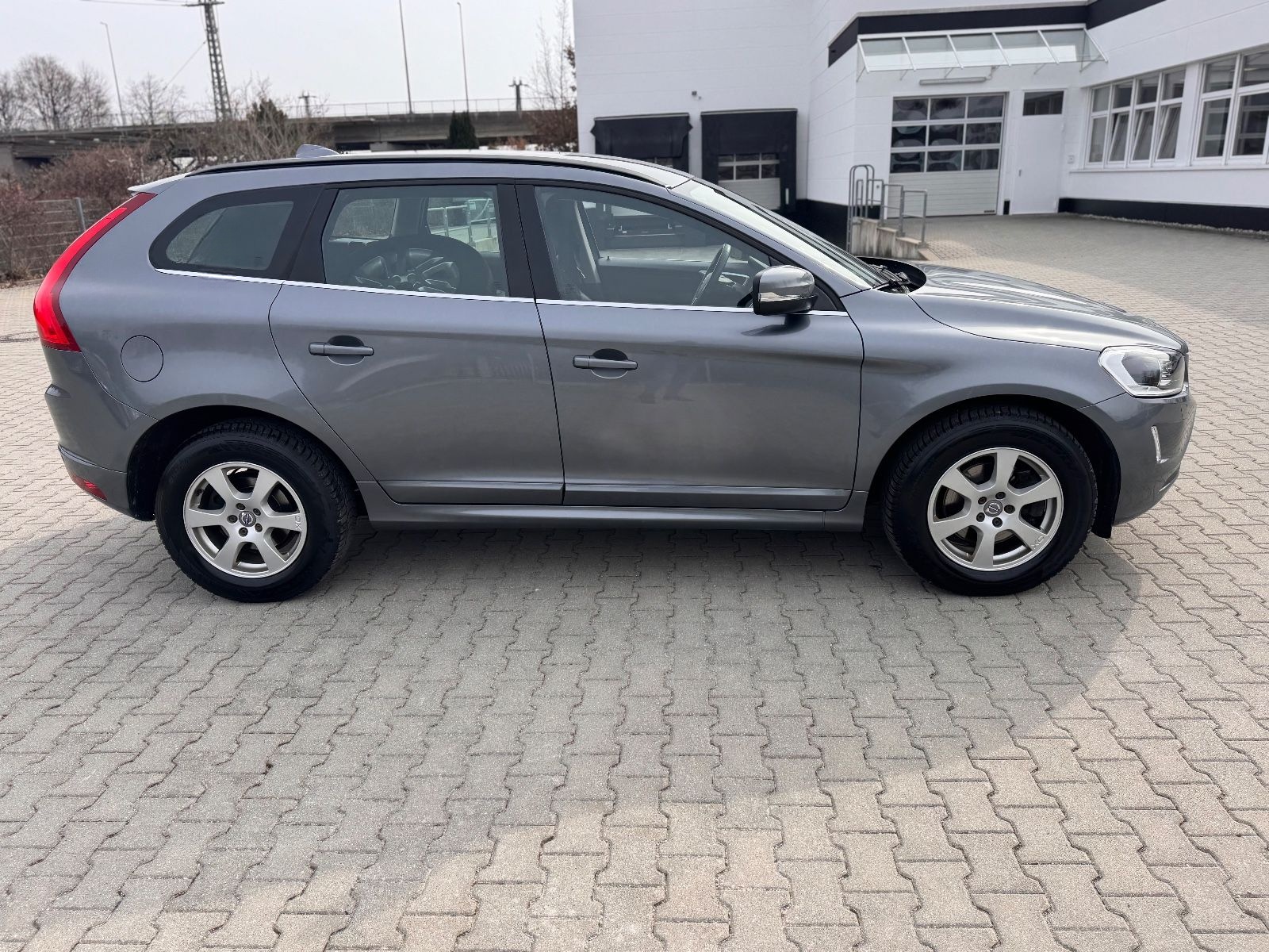 Volvo XC60 Momentum Leder Navi AWD Kamera foto 6