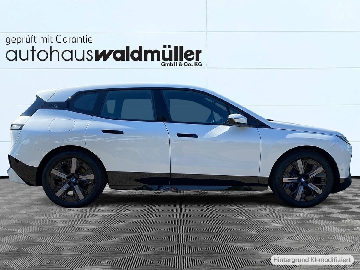 BMW iX xDrive40 Sportpaket foto 4