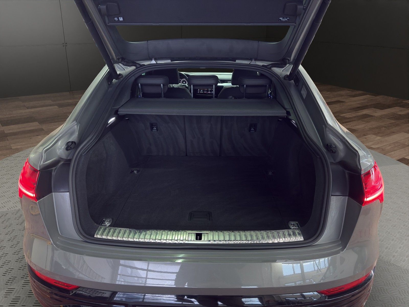 Audi Q8 e-tron Sportback 50 quattro S line LED+Kamera foto 15