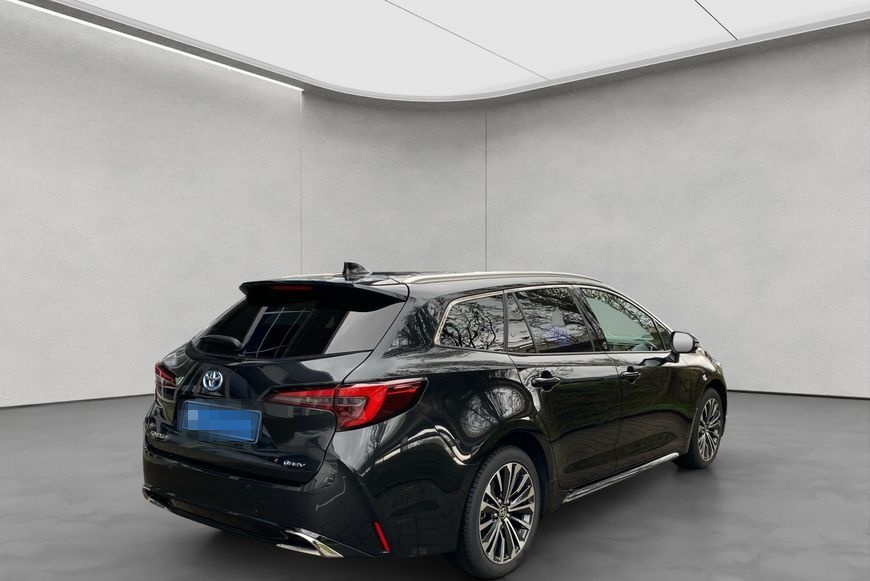 Toyota Corolla 1.8 Hybrid Sports Team Deutschland foto 6
