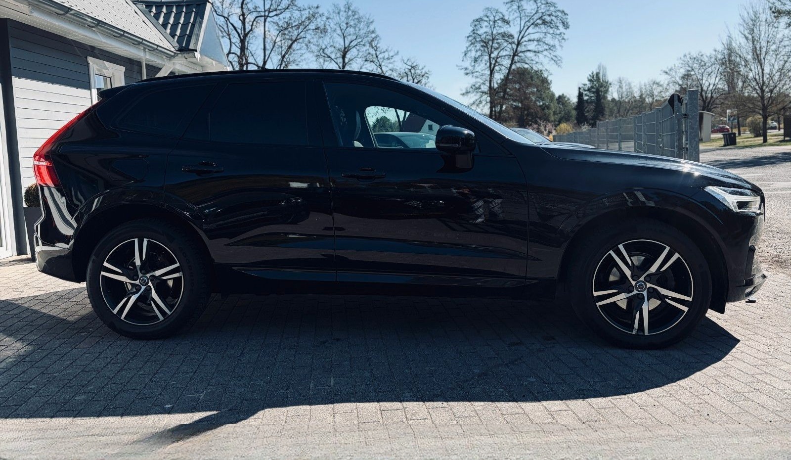 Volvo XC60 R Design+Leder+4xKamera+H&K+ACC+LED+Carplay foto 5