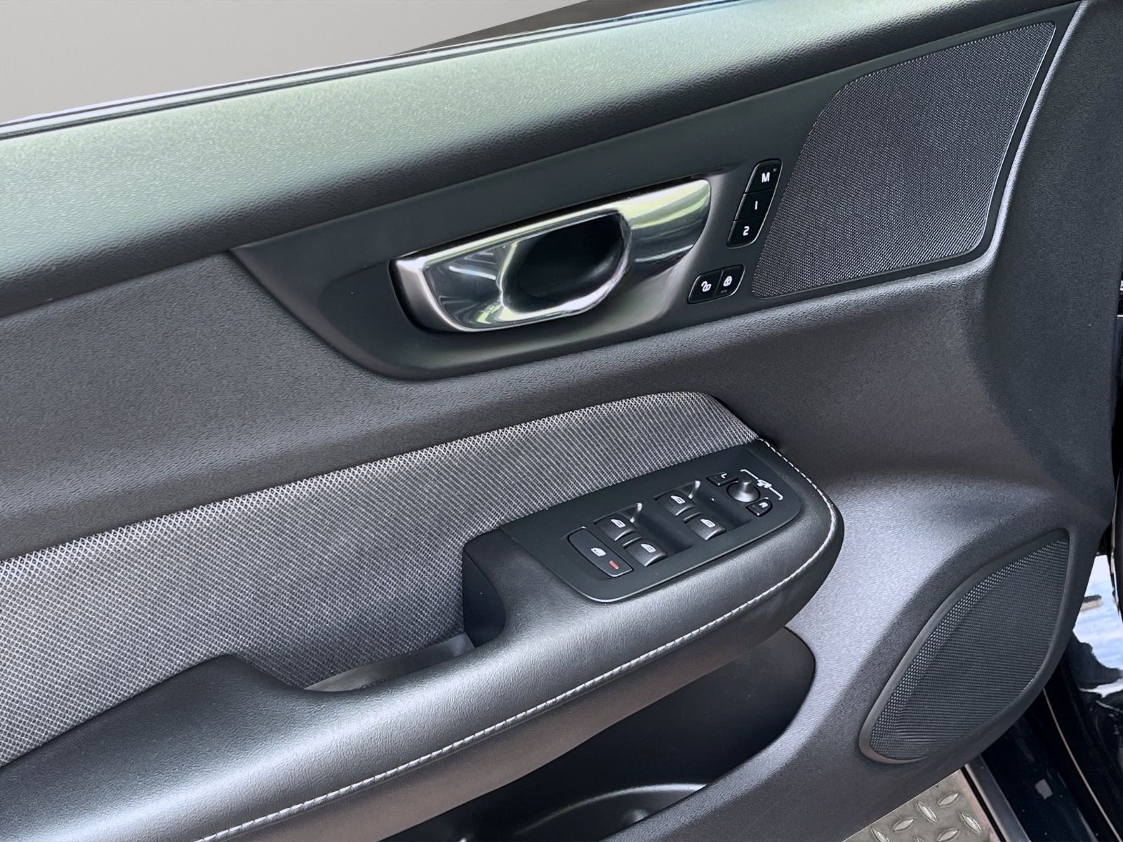 Volvo S60 R T8 RECHARGE PLUG-IN AWD 4x4 PILOT GARANTIE foto 11