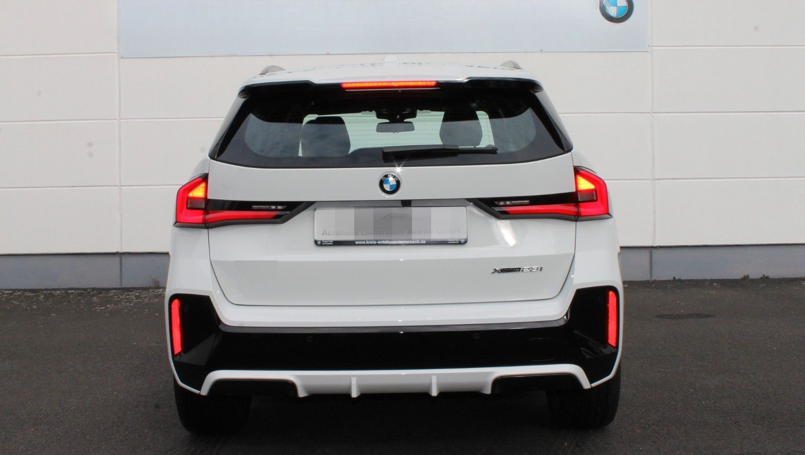 BMW X1 xDr. 23i M-Sport, NAVI, HUD, ad LED, ACC, H/K foto 7