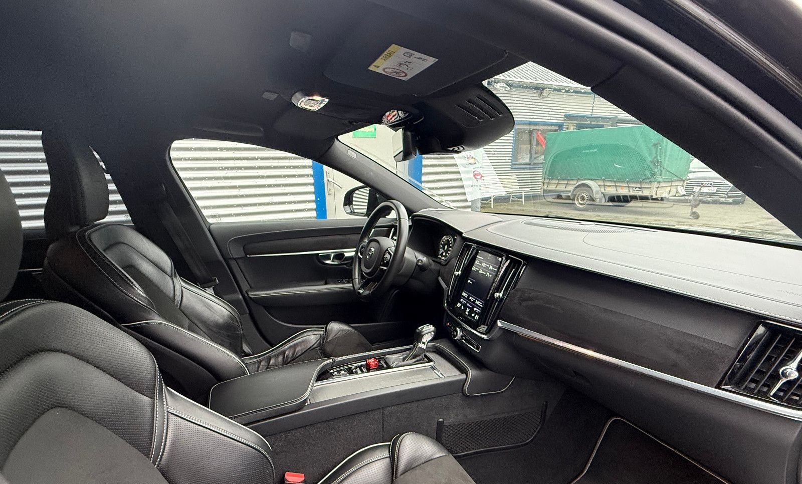 Volvo V90 Kombi 2,0 D R Design AWD, Kamera, ACC foto 4