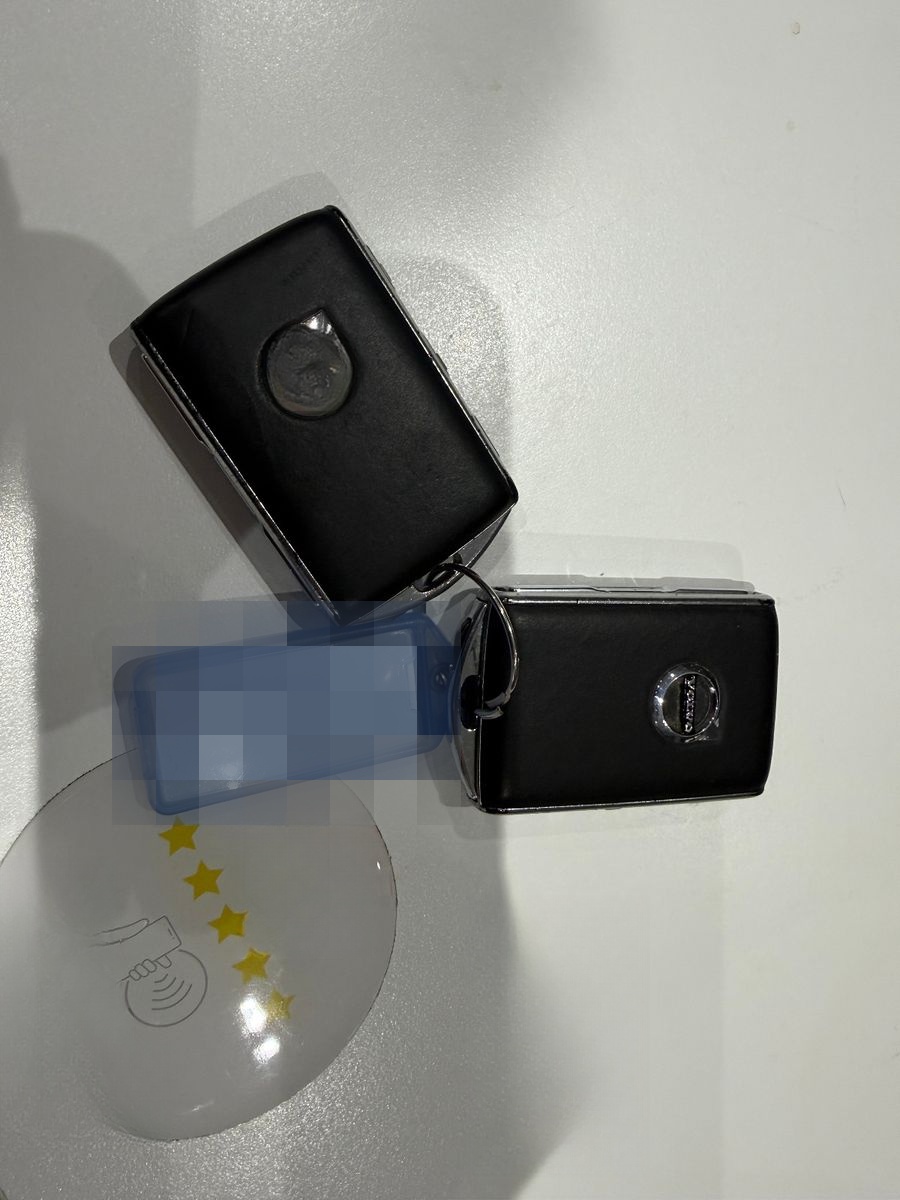 Volvo V90 Kombi 2,0 D R Design AWD, Kamera, ACC foto 6