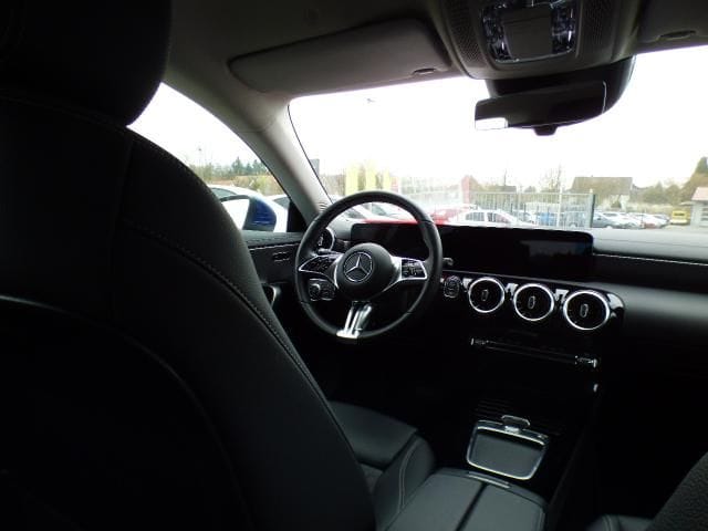 Mercedes-Benz CLA 180 SB Verkehrsassist Line Advanced Winter foto 12