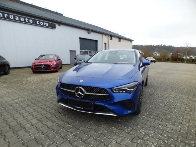 Mercedes-Benz CLA 180 SB Verkehrsassist Line Advanced Winter foto 4
