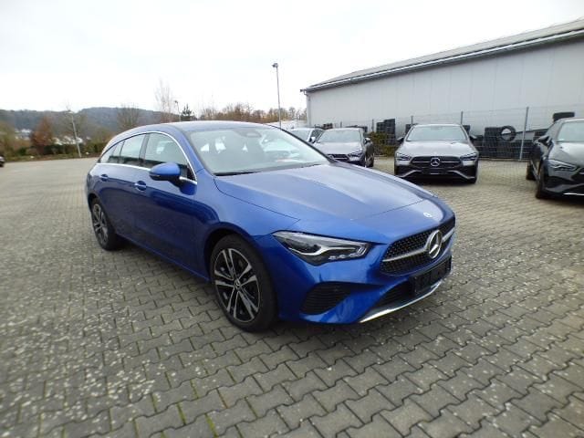 Mercedes-Benz CLA 180 SB Verkehrsassist Line Advanced Winter foto 6