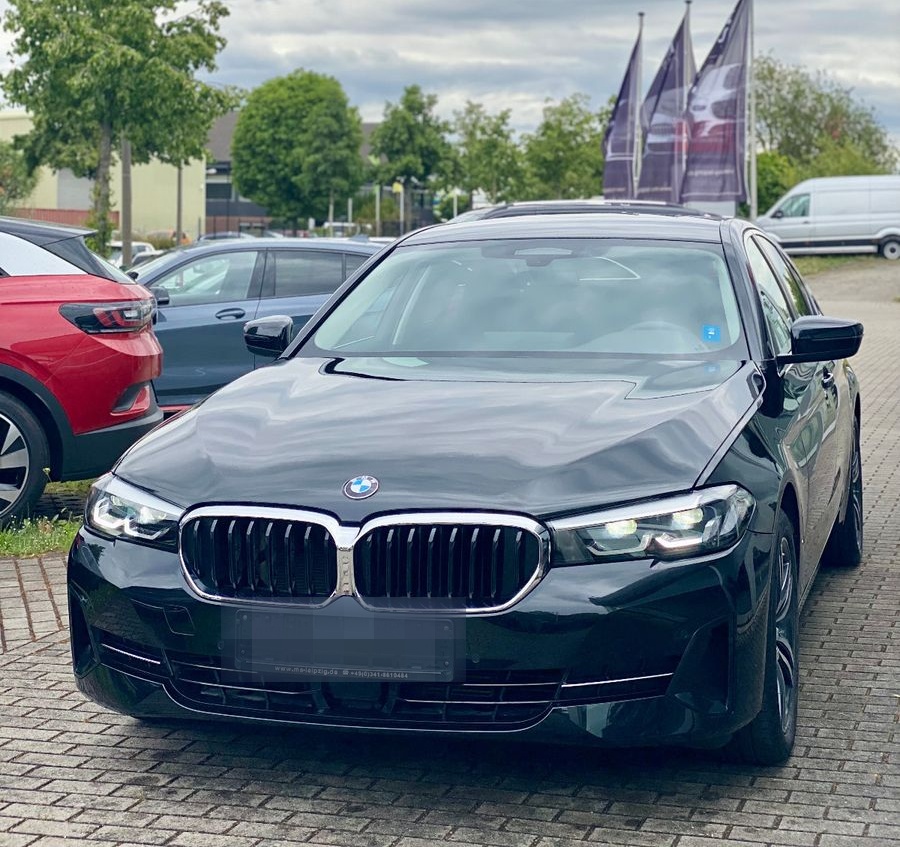 BMW 520 d xDrive Navi AHK 18 Zoll Standheizung foto 16