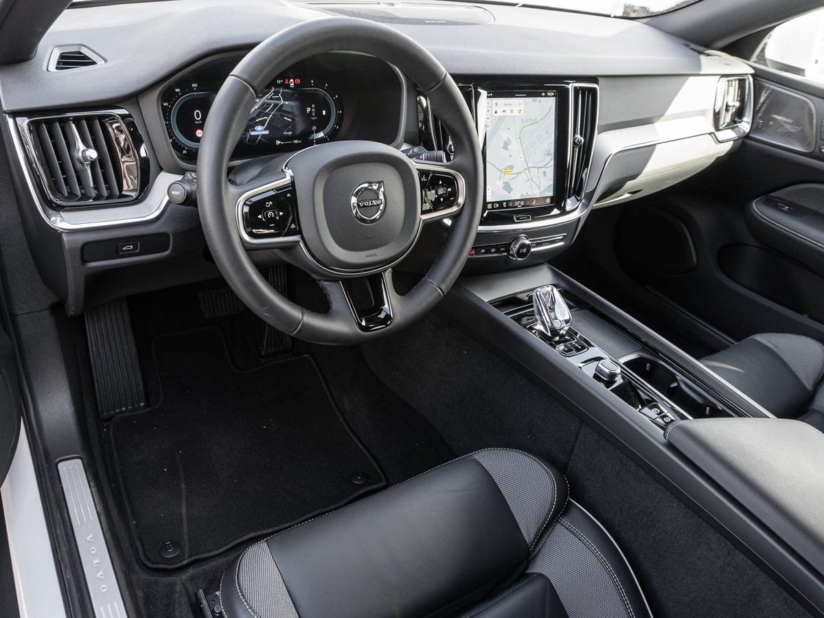 Volvo V60 Cross Country B4 D AWD Plus Bright AHK H&K foto 9
