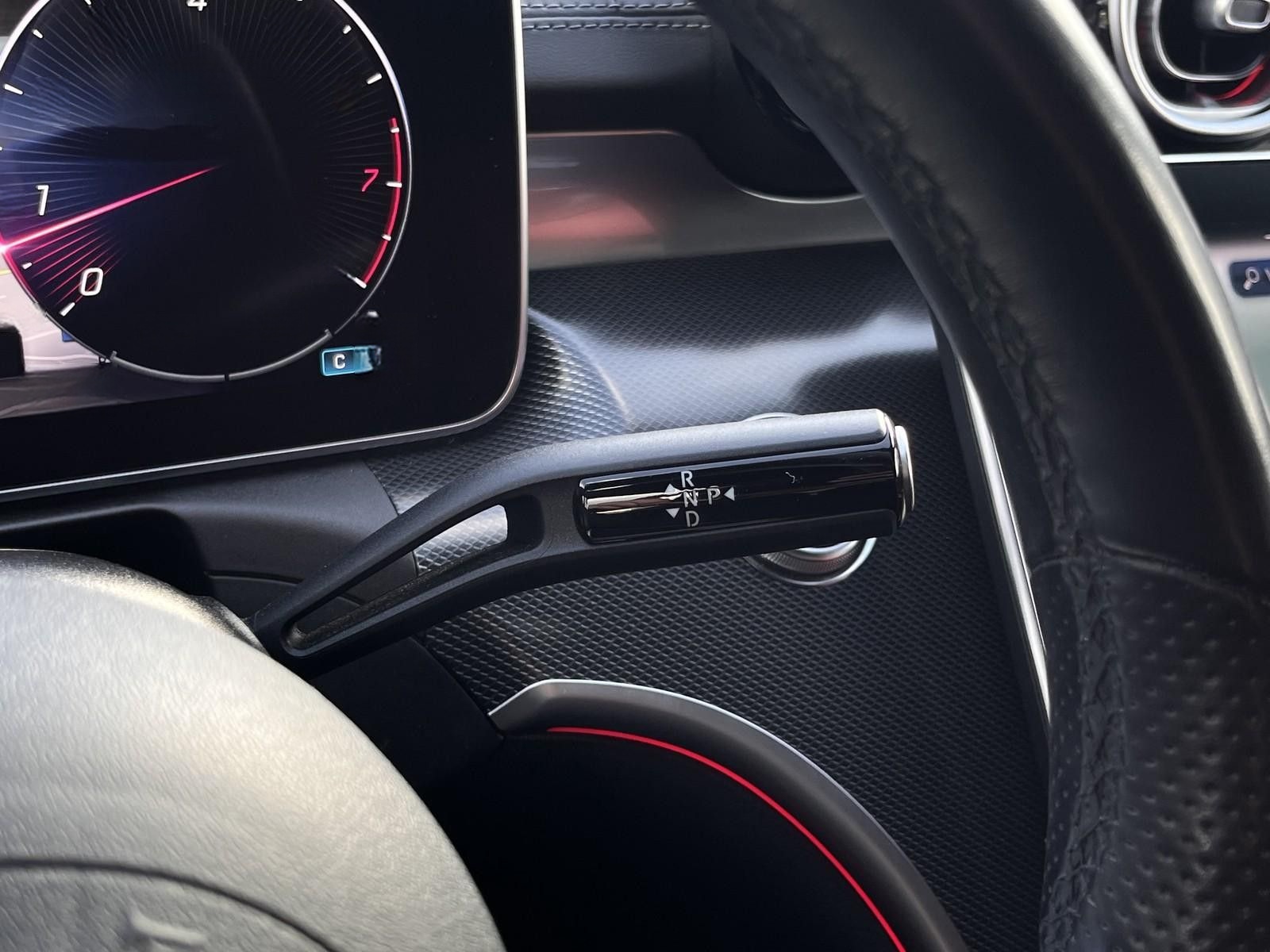 Mercedes-Benz C 300 4Matic/HYBR.BENZIN/AMG-LINE/ACC/NAVI/PANO/ foto 19