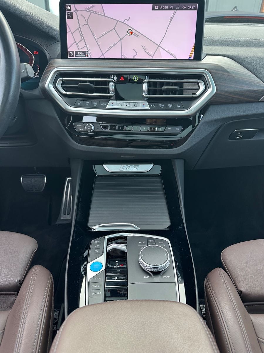 BMW iX3 Impressive M-Sport NAV+LED+PANO+AHK+HUD+20ZO foto 15