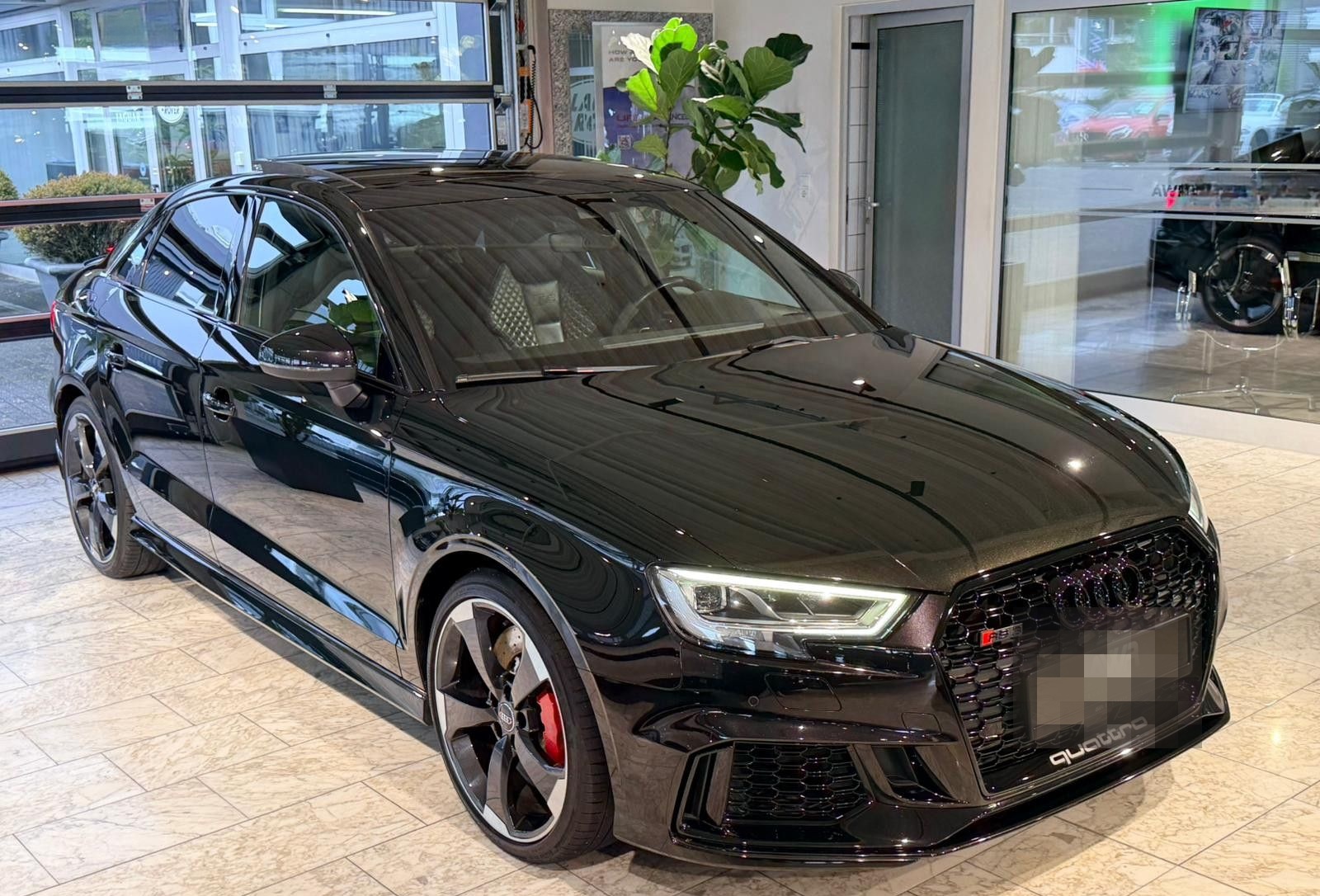 Audi RS3 LIMOUSINE*RS-SITZE*PANO*VIRTUAL*19"*B&O*LED foto 2