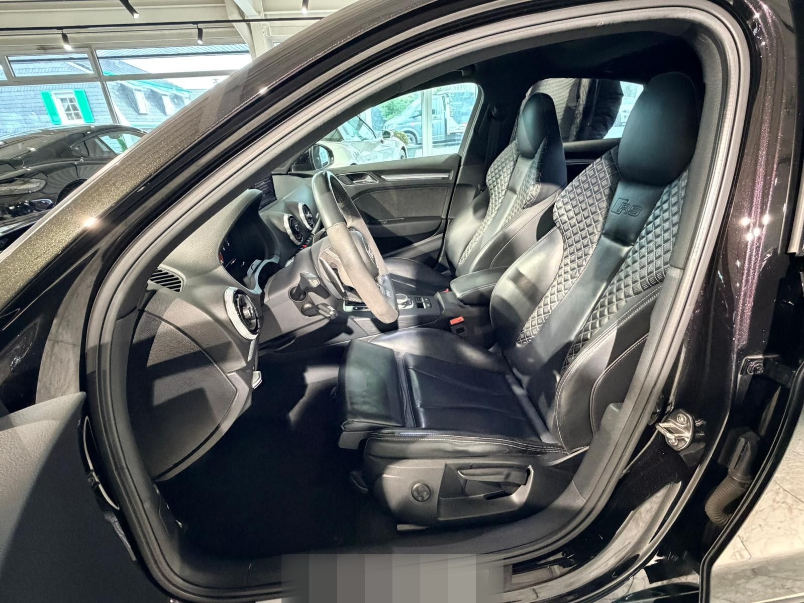 Audi RS3 LIMOUSINE*RS-SITZE*PANO*VIRTUAL*19"*B&O*LED foto 12
