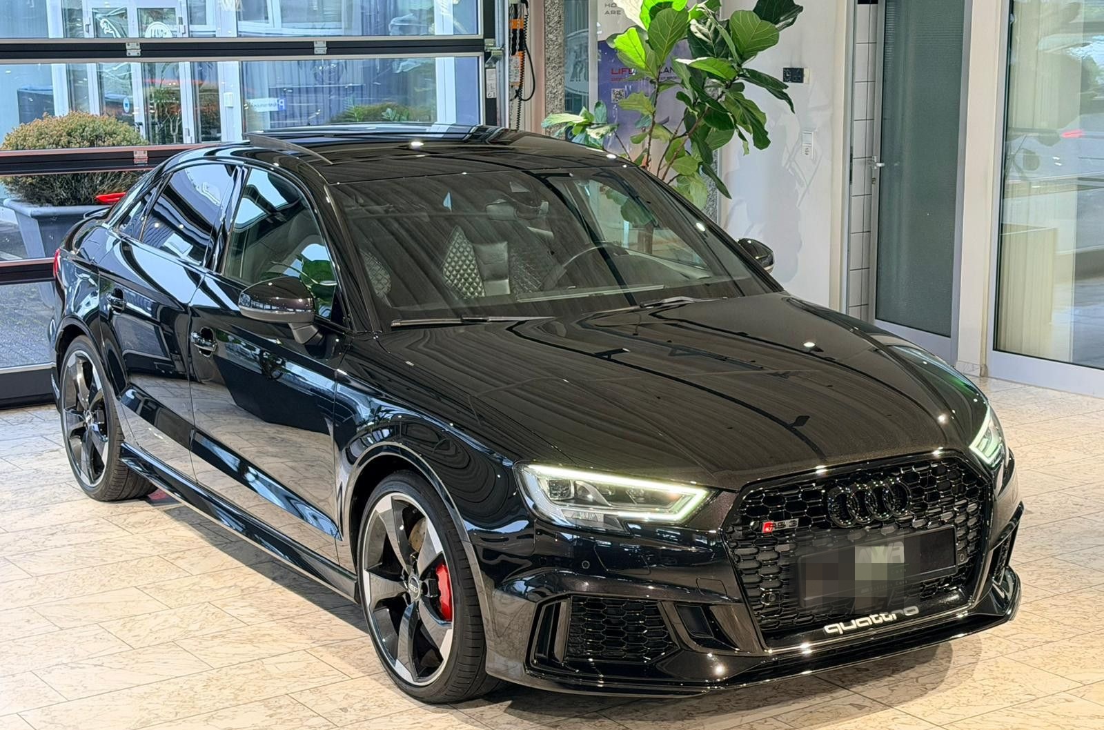 Audi RS3 LIMOUSINE*RS-SITZE*PANO*VIRTUAL*19"*B&O*LED foto 7