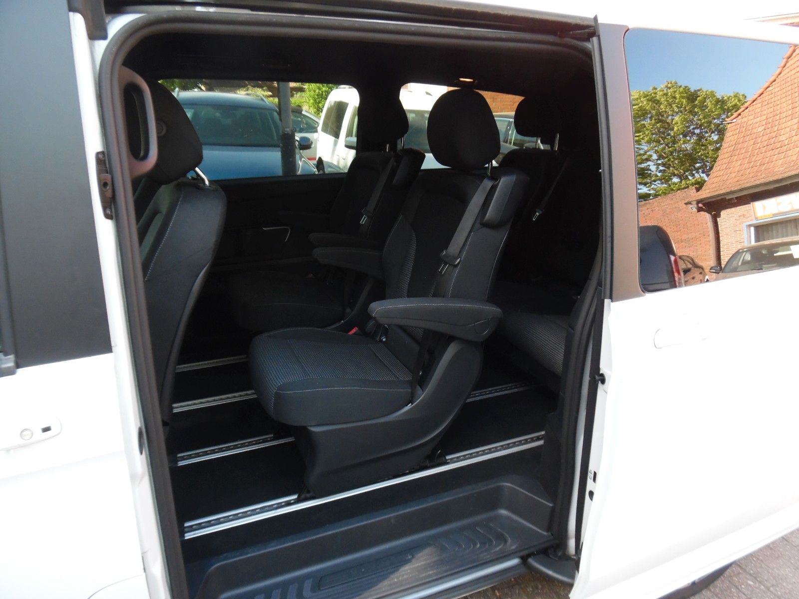 Mercedes-Benz V 250 d AMG-LINE Lang 7-Sitzer*9 GTronic*19 Zoll foto 20