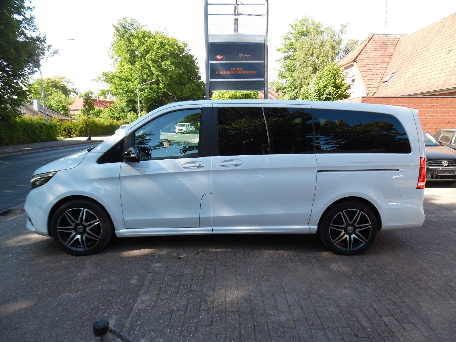 Mercedes-Benz V 250 d AMG-LINE Lang 7-Sitzer*9 GTronic*19 Zoll foto 7