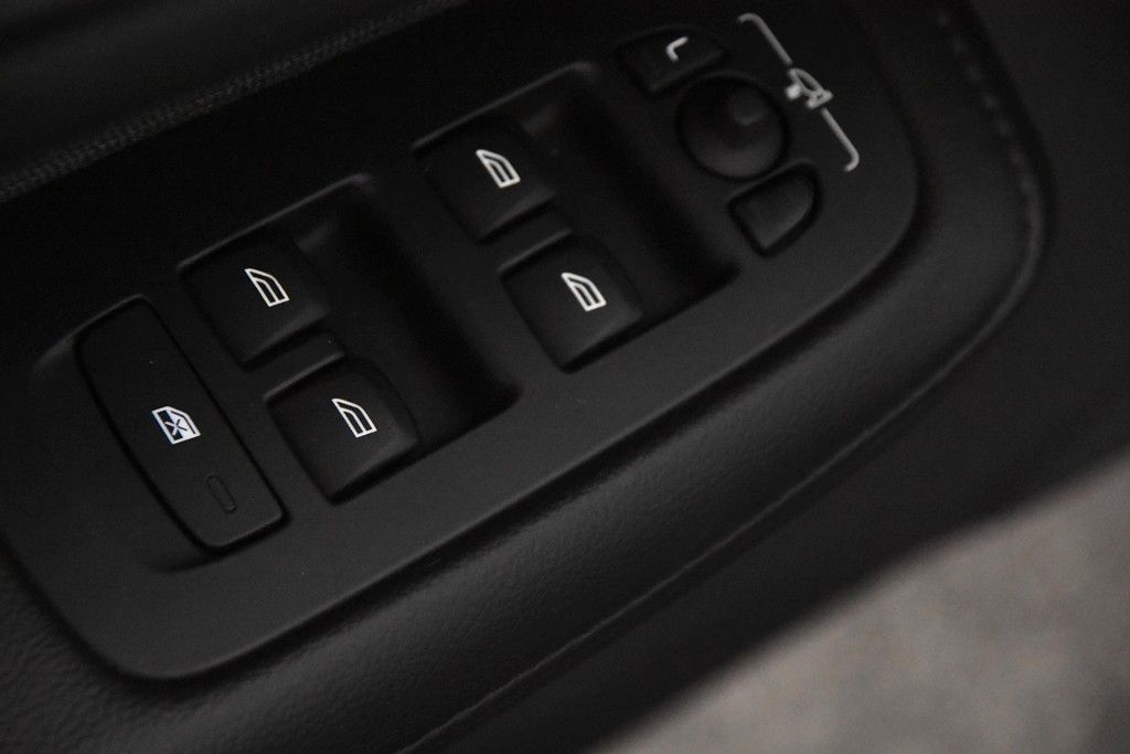 Volvo V60 B3 Geartronic *1.Hand*Navi*Pano.*AHK* foto 21