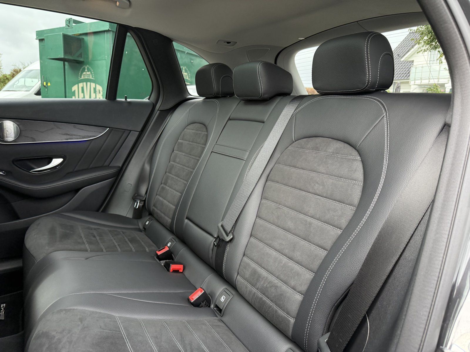 Mercedes-Benz GLC 220 d AMG Line 4Matic Kamera Navi Pano LED A foto 21