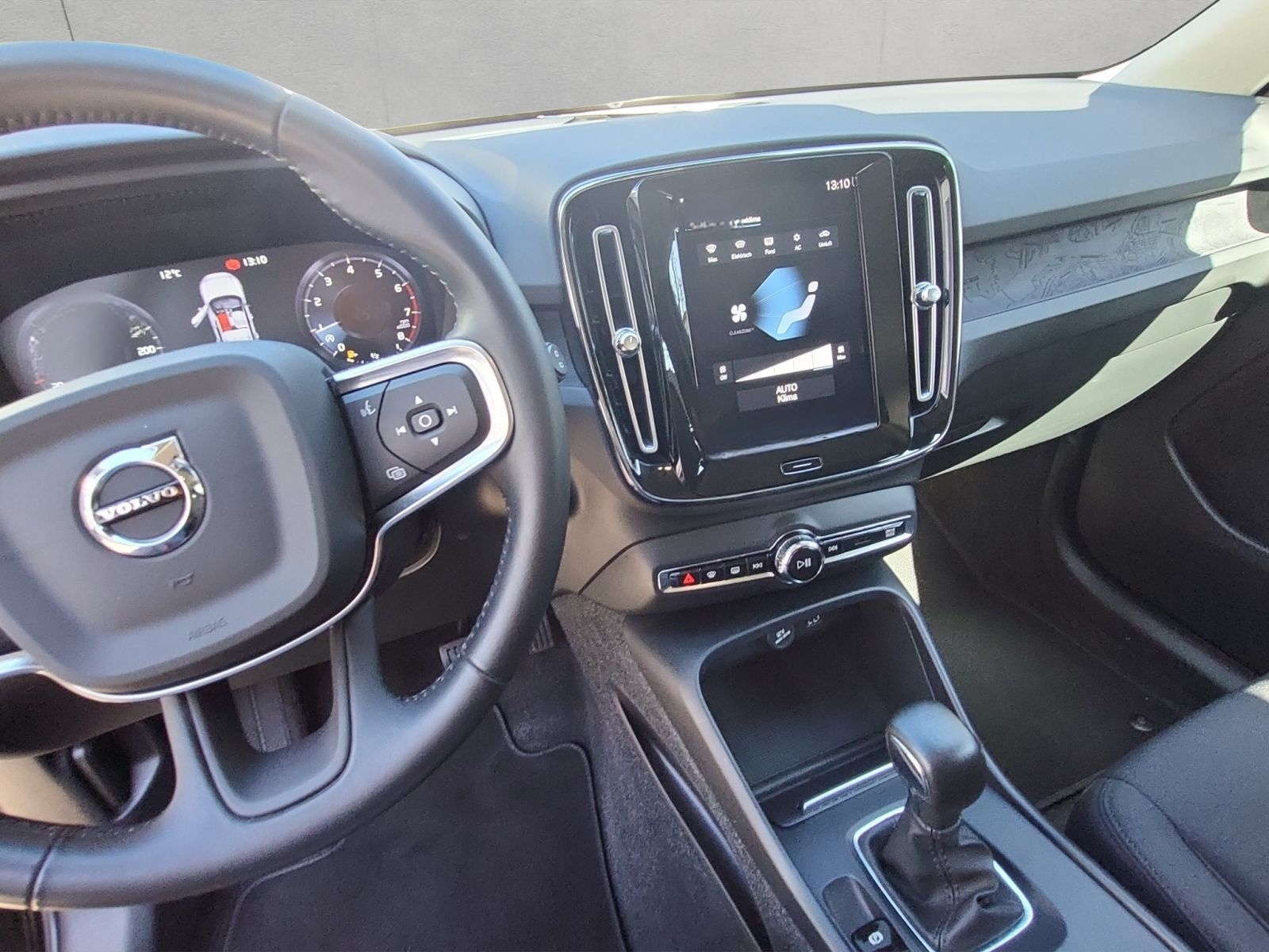 Volvo XC40 T2 Momentum AHK NAVI GRA foto 13