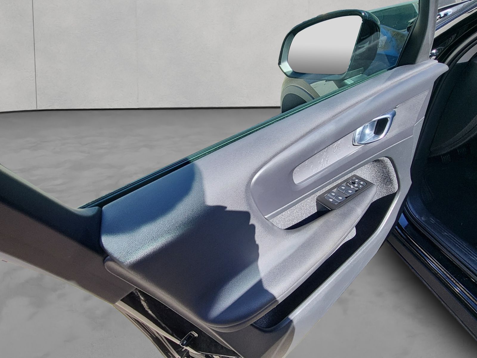 Volvo XC40 T2 Momentum AHK NAVI GRA foto 16