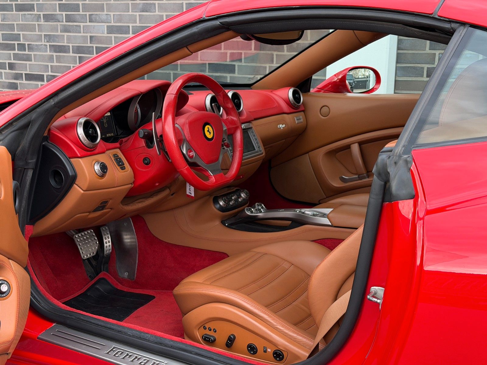 Ferrari California - Scheckheft Ferrari - TÜV NEU foto 7
