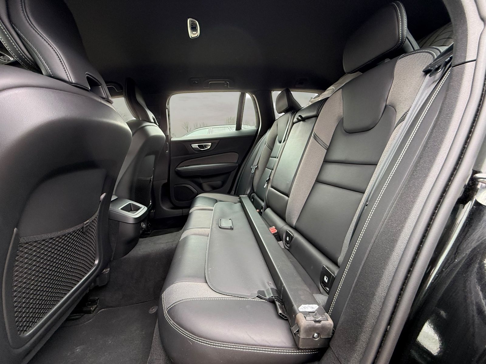 Volvo V60 Kombi R Design LED 1ERH foto 9